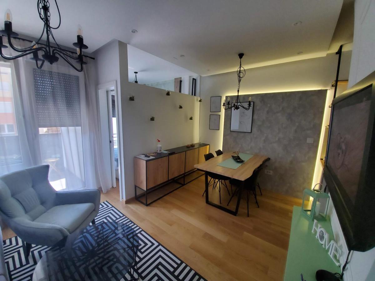 Apartman Natasa Sa Podzemnom Garazom Banja Luka Bagian luar foto