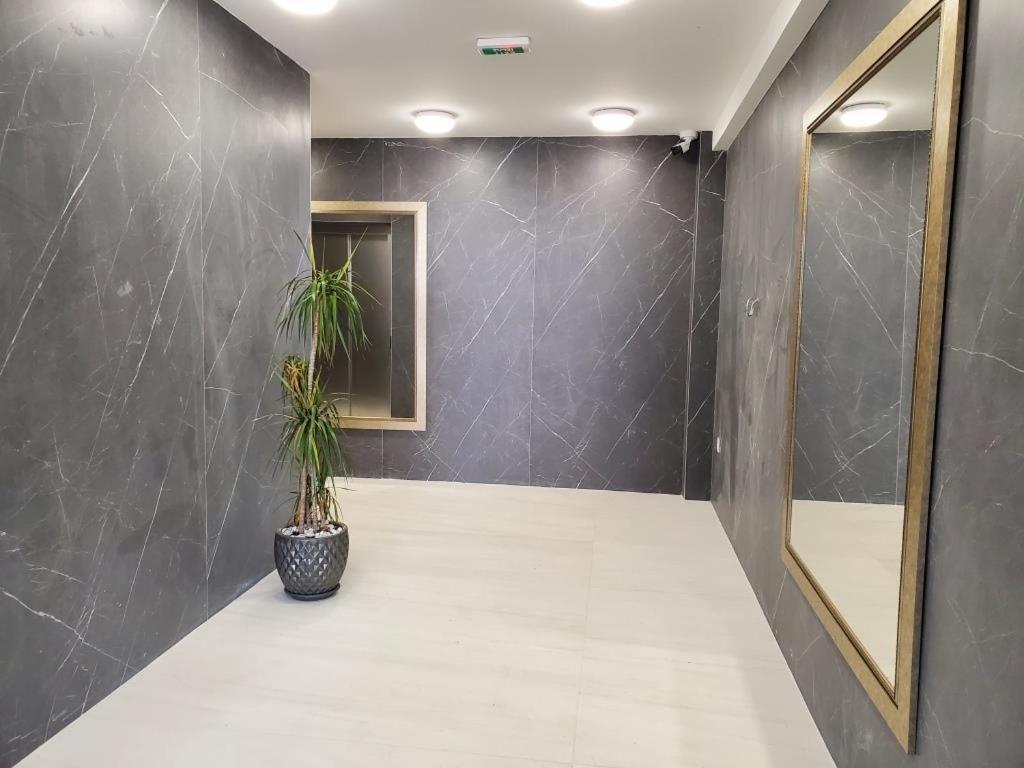 Apartman Natasa Sa Podzemnom Garazom Banja Luka Bagian luar foto